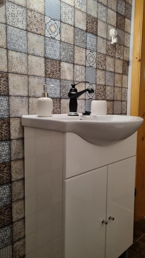 Vila Panselutelor 6 Sinaia Kültér fotó
