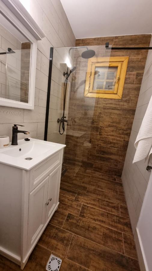 Vila Panselutelor 6 Sinaia Kültér fotó